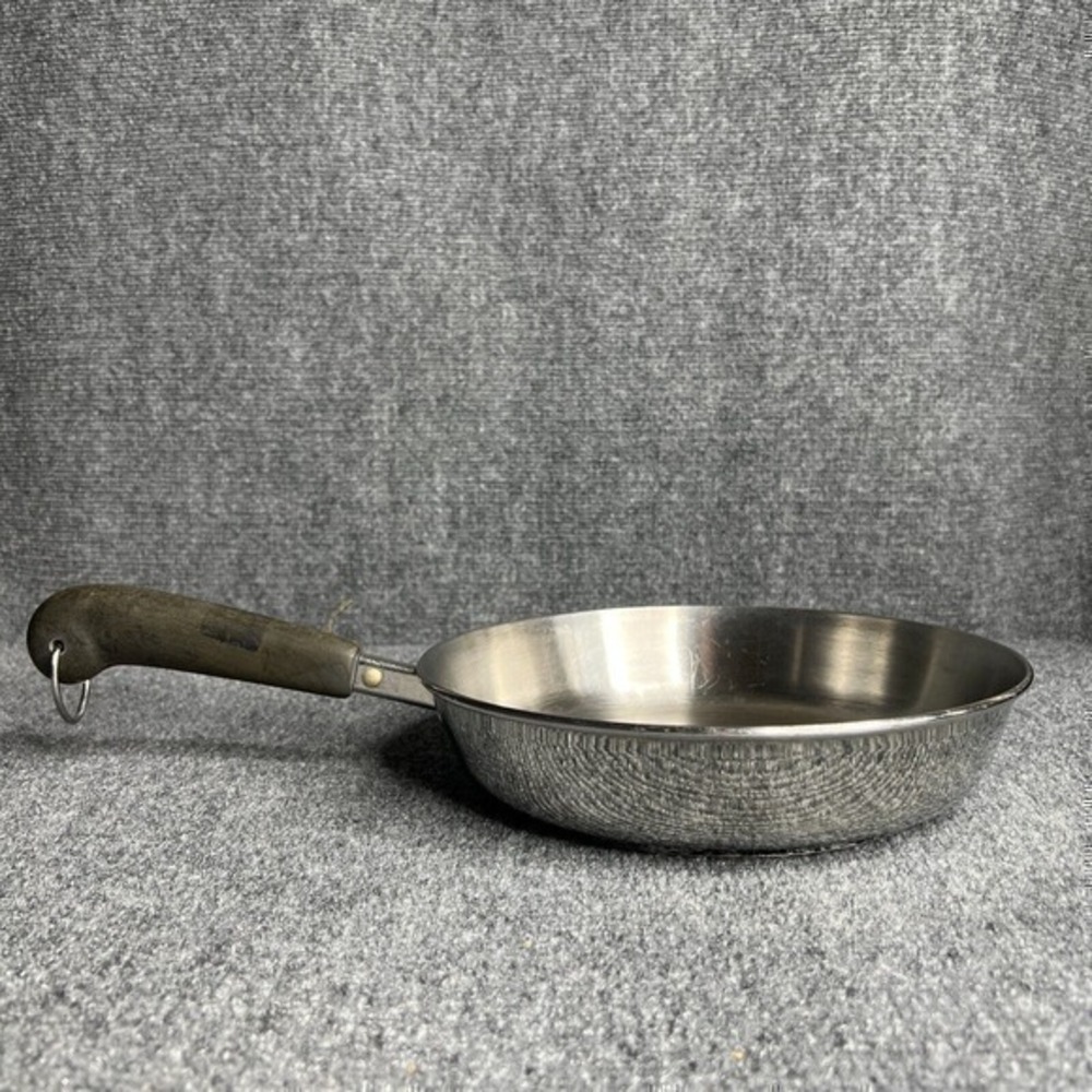 Vintage Revere Ware 9 Inch Skillet Fry Pan 91b Clinton Illinois USA No Lid